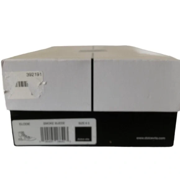 Dolce Vita Suede Flats - Picture 14 of 14